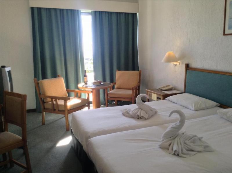Paphos Gardens Apartment Δωμάτιο φωτογραφία