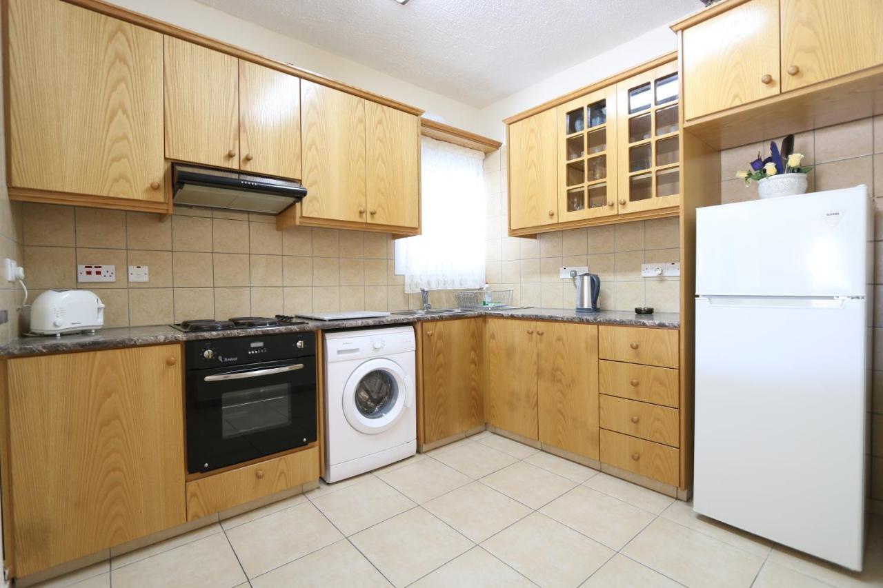 Paphos Gardens Apartment Εξωτερικό φωτογραφία