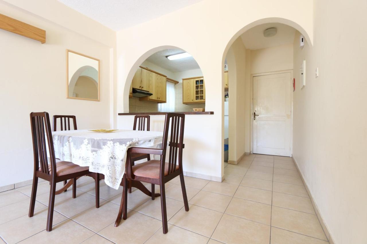 Paphos Gardens Apartment Εξωτερικό φωτογραφία